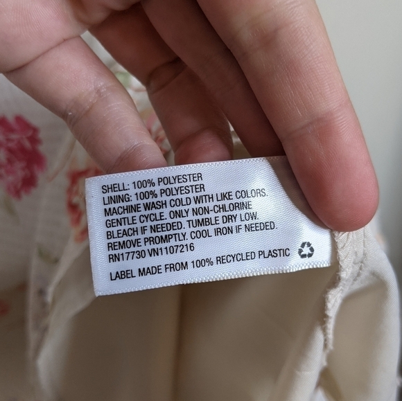 A New Day Hydrangea Floral Tiered Midi Dress - Picture 7 of 9